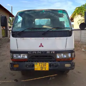 Canter Tipper
