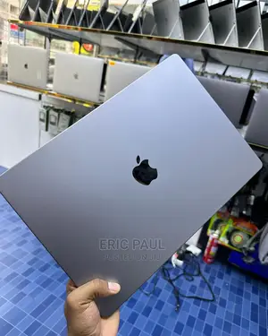 New Laptop Apple MacBook Pro 2021 M1 16GB Intel Core I9 SSD 1.5T