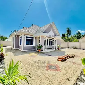 4bdrm House in Goba for sale