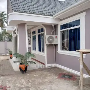4bdrm House in Goba for sale