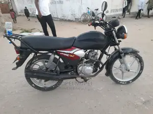 TVS HLX 125 2020 Red