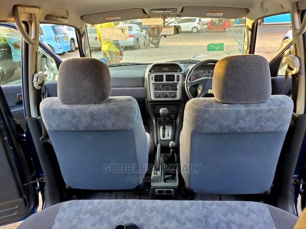 Mitsubishi Pajero 2022 Blue