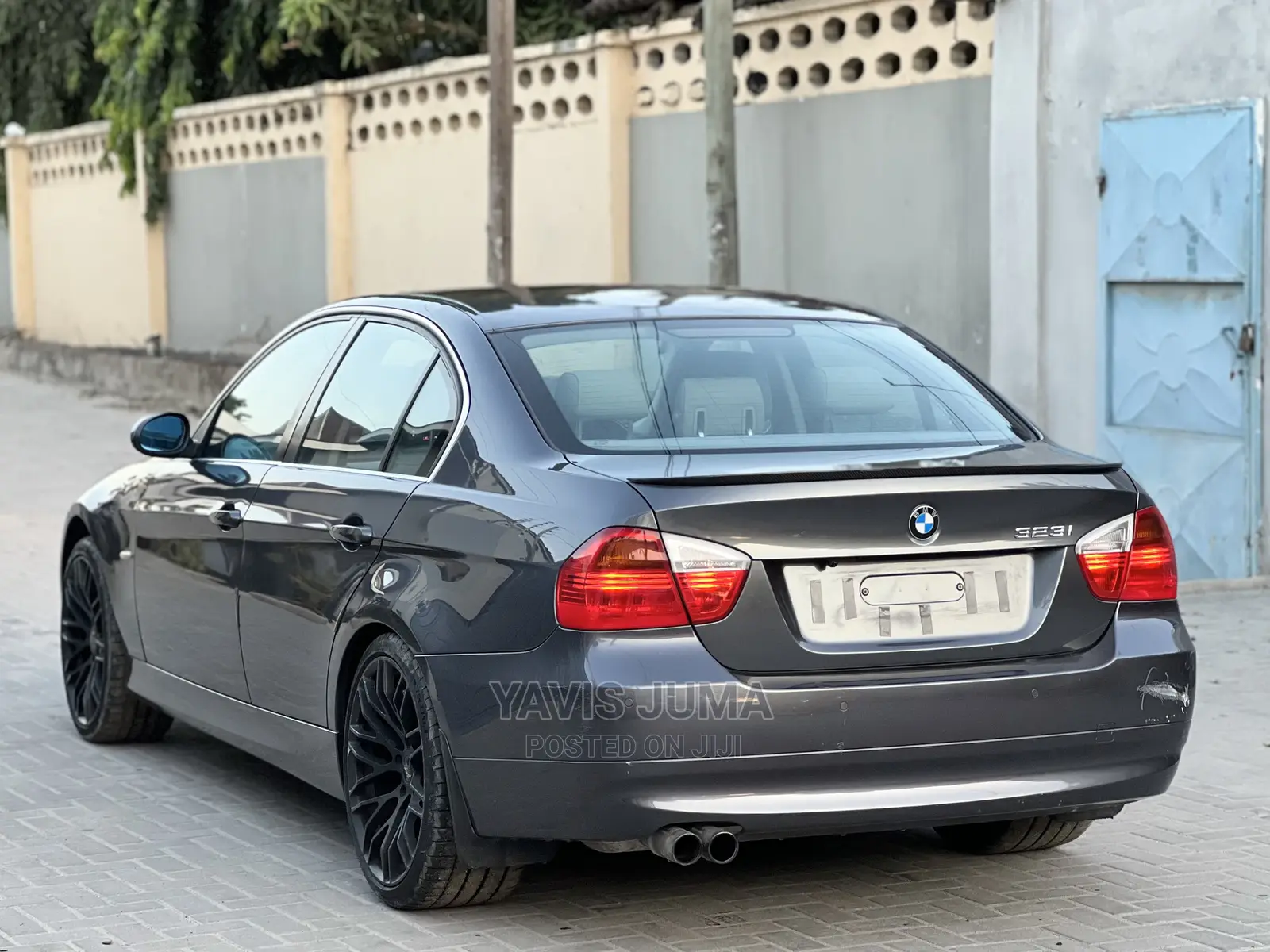 BMW 3 Series 2009 Gray