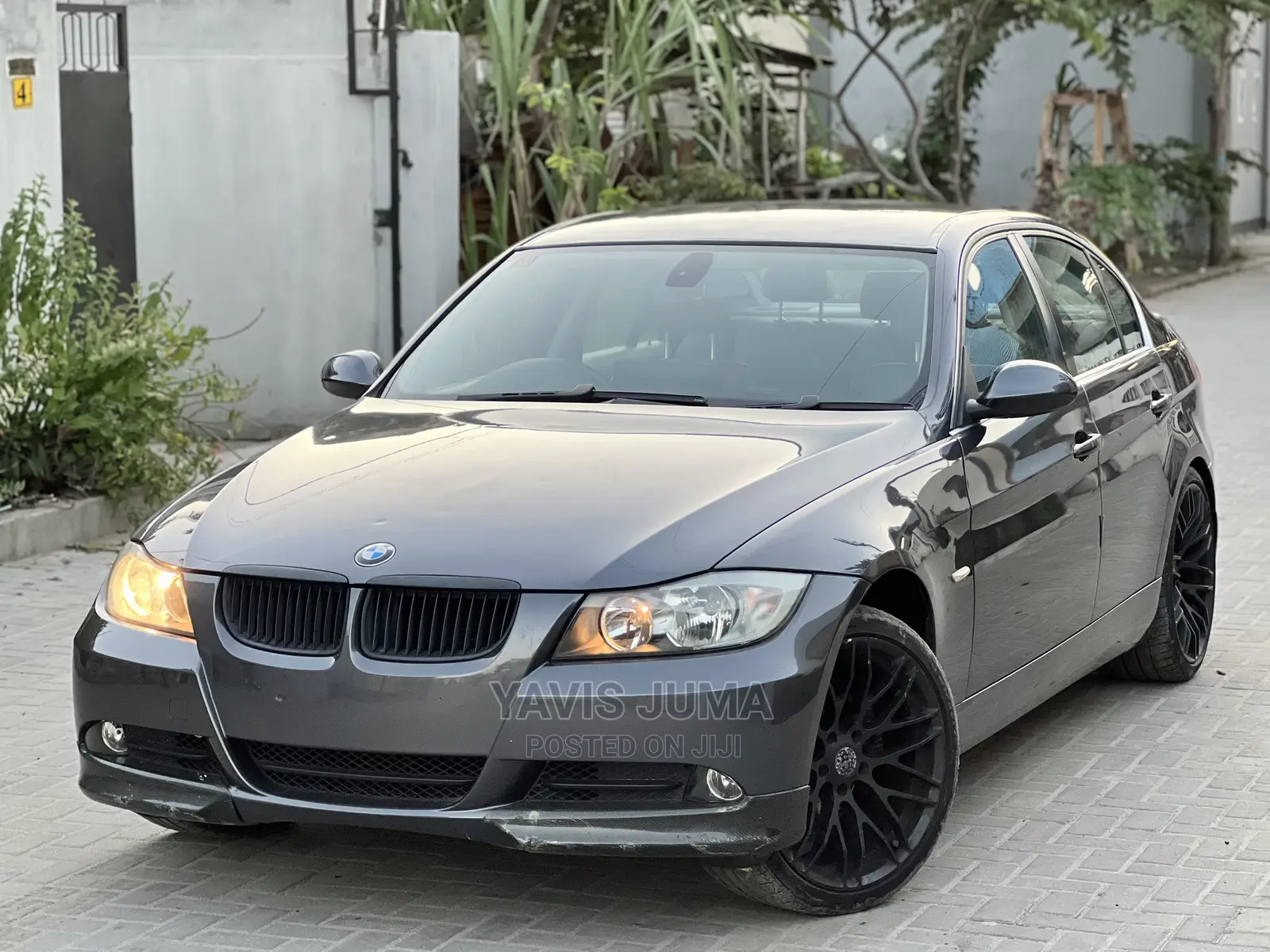 BMW 3 Series 2009 Gray
