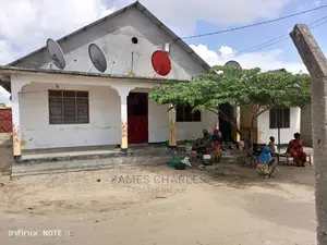 10bdrm House in Maji Matitu, Mbagala for sale