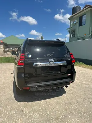 Toyota Land Cruiser Prado 2020 Black