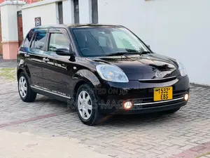 Mazda Verisa 2010 Brown