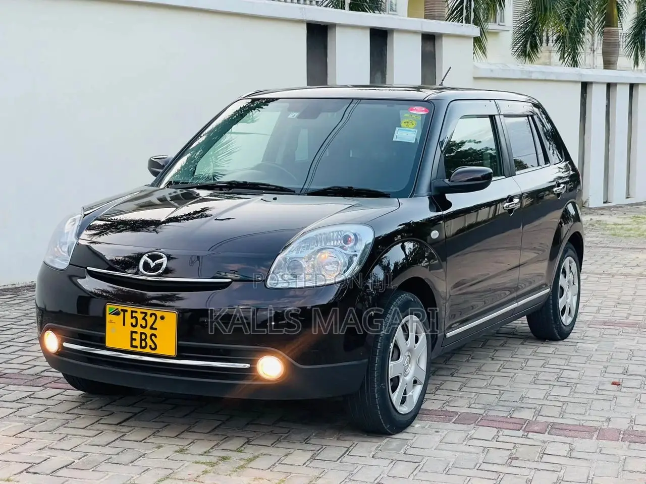 Mazda Verisa 2010 Brown