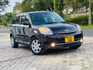 Mazda Verisa 2010 Brown