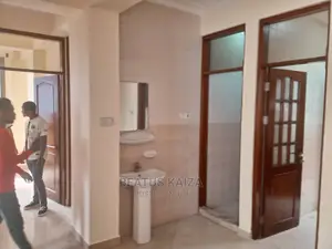 3bdrm Apartment in Lumumba Kariakoo for rent