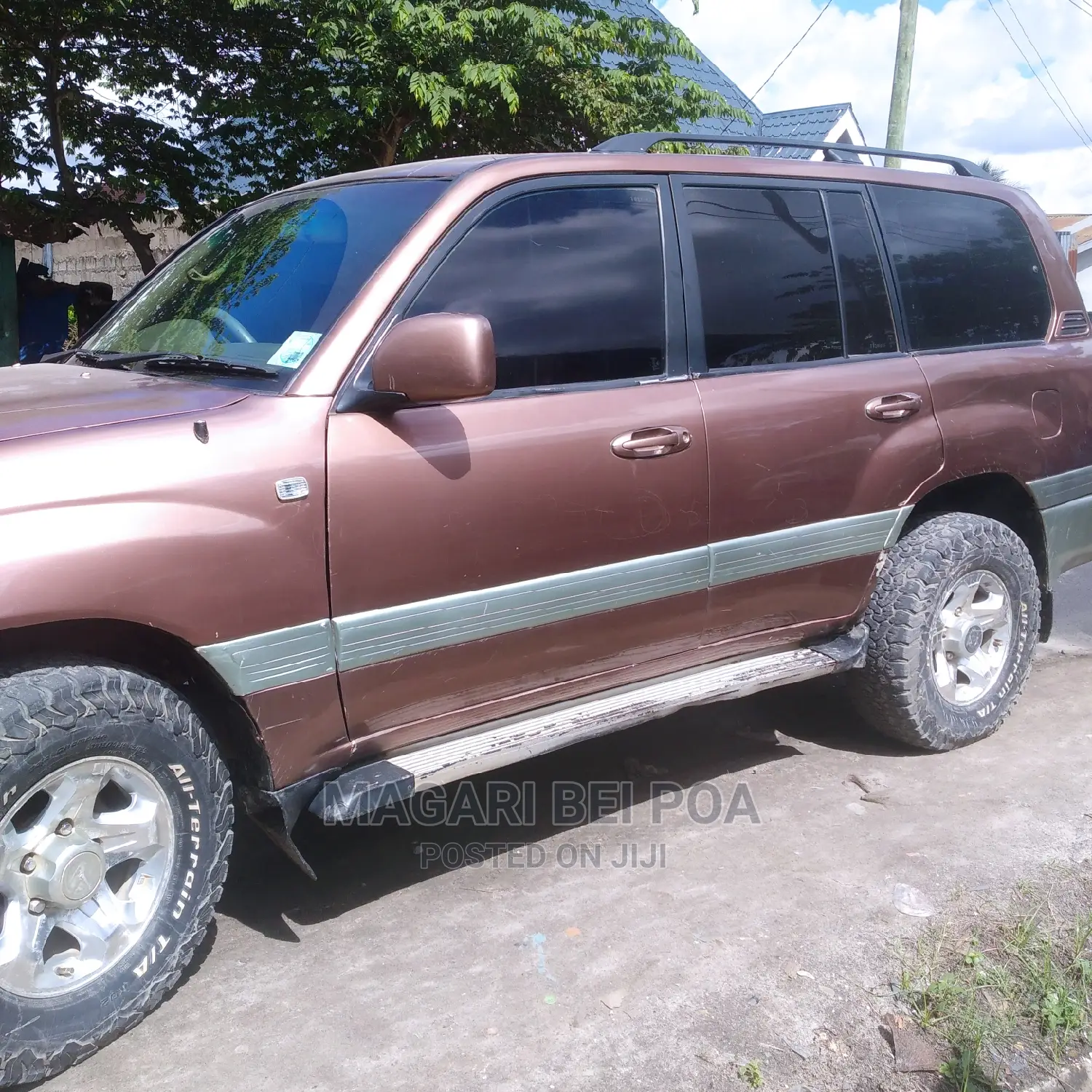 Toyota Land Cruiser 2000 Ivory