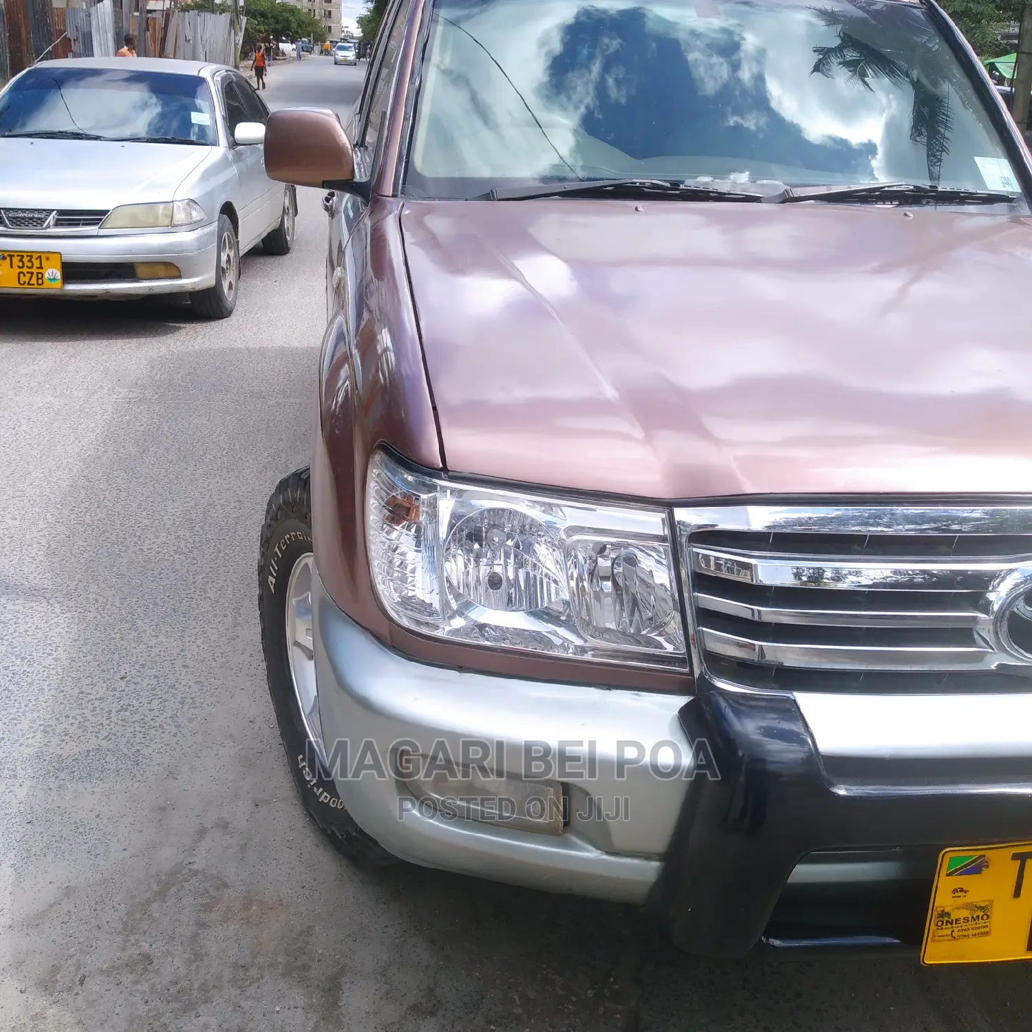 Toyota Land Cruiser 2000 Ivory