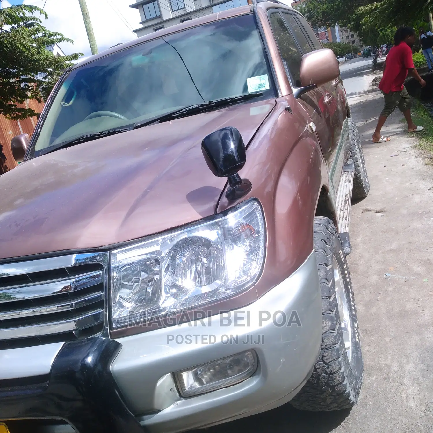 Toyota Land Cruiser 2000 Ivory