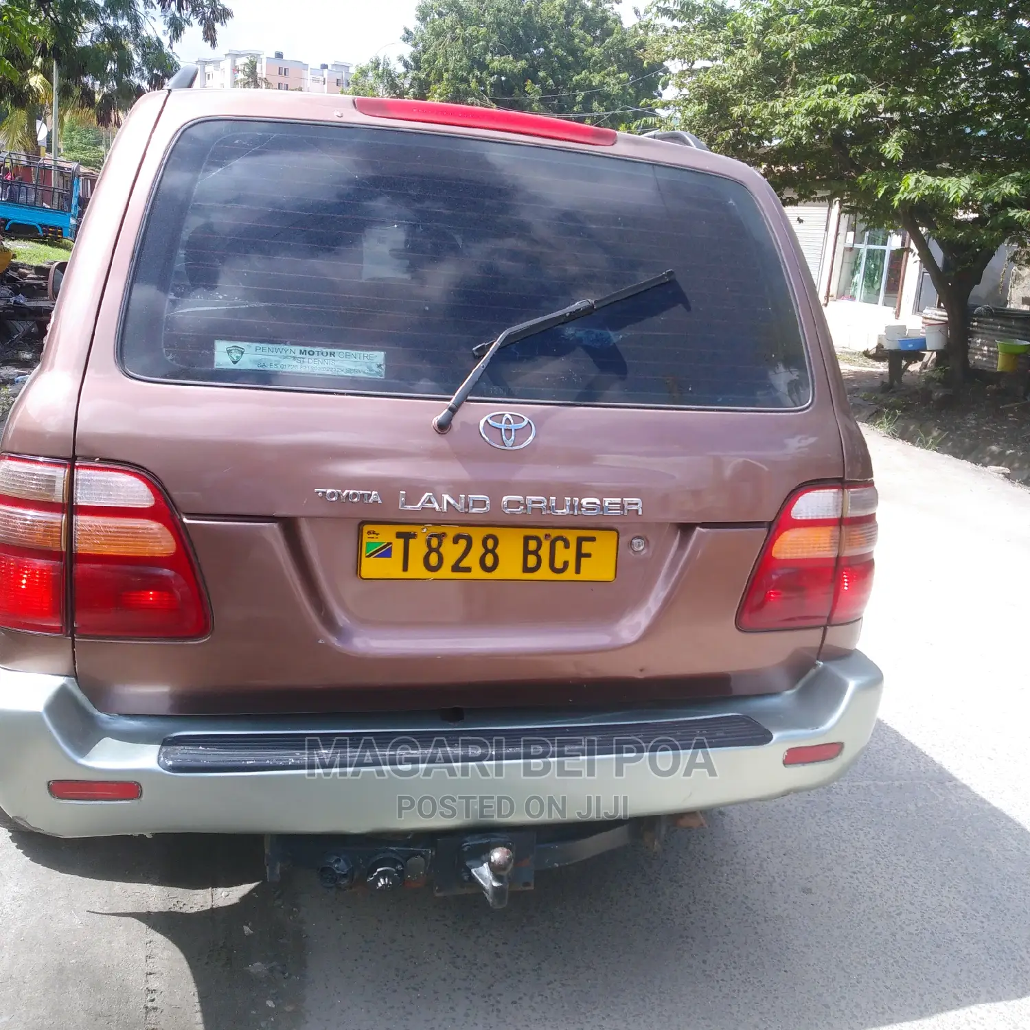 Toyota Land Cruiser 2000 Ivory