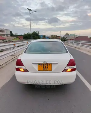 Toyota Mark II Blit 2005 White