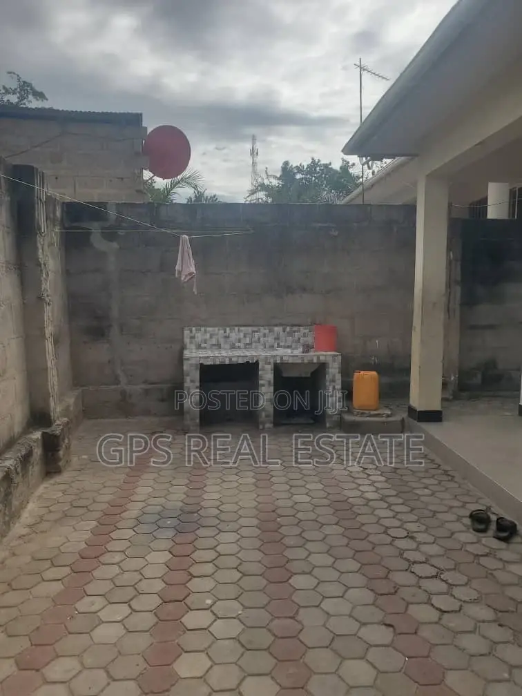 3bdrm House in Salasala, Kinondoni for sale