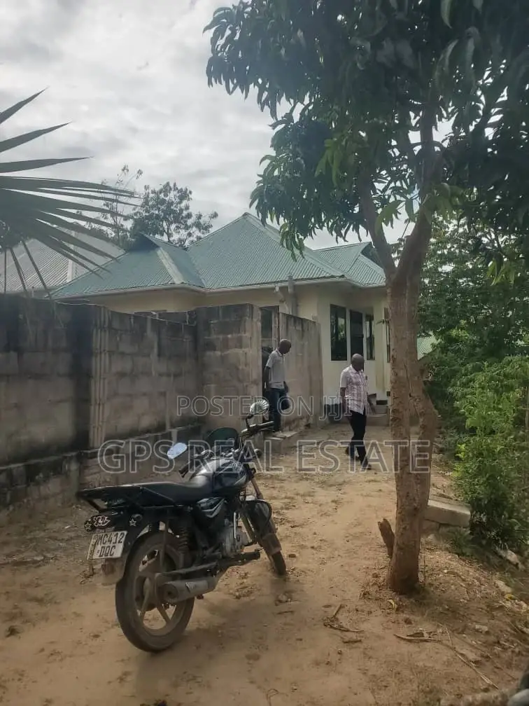 3bdrm House in Salasala, Kinondoni for sale
