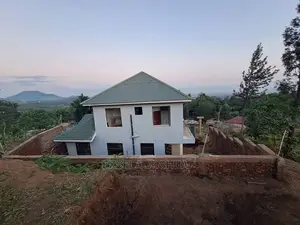 5bdrm House in Excela Joshua, Arusha for sale