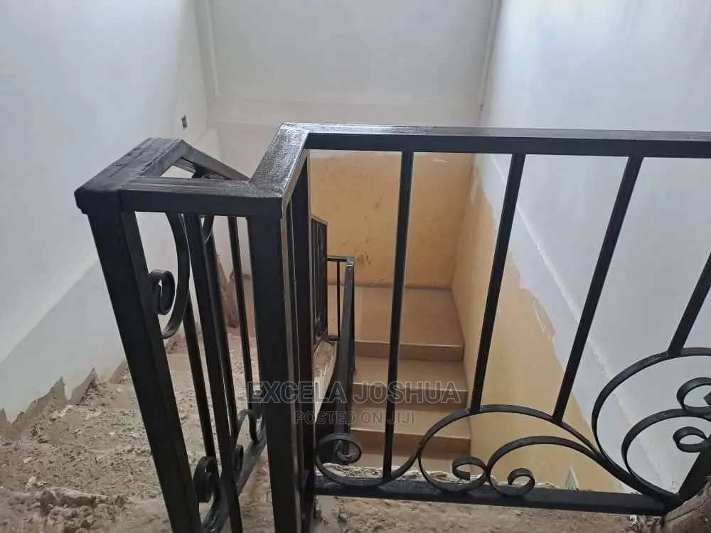 5bdrm House in Excela Joshua, Arusha for sale