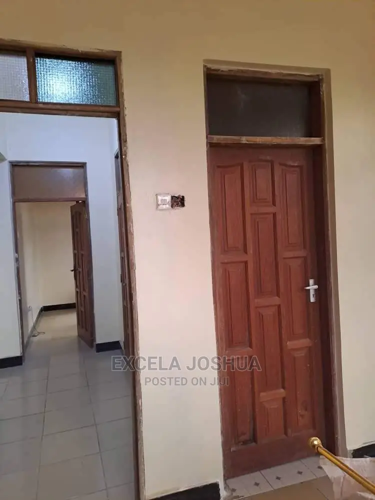 5bdrm House in Excela Joshua, Arusha for sale