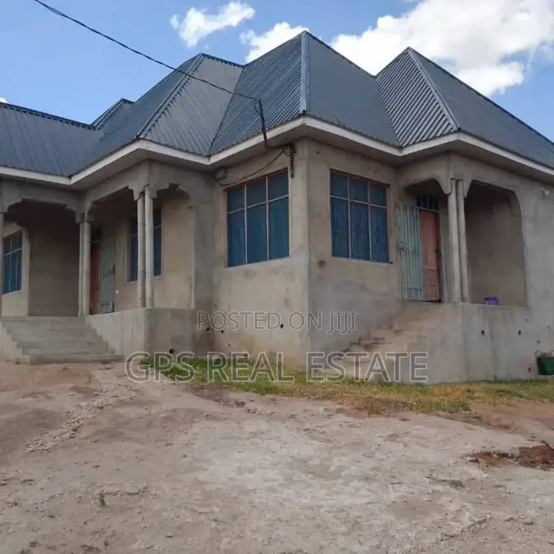 3bdrm House in Kibaha Maili Moja, Kinondoni for sale