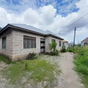 3bdrm House in Kimara Temboni, Kinondoni for sale