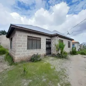 3bdrm House in Kimara Temboni, Kinondoni for sale