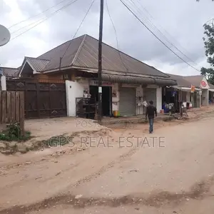 3bdrm House in Kimara Stop Over, Kinondoni for sale