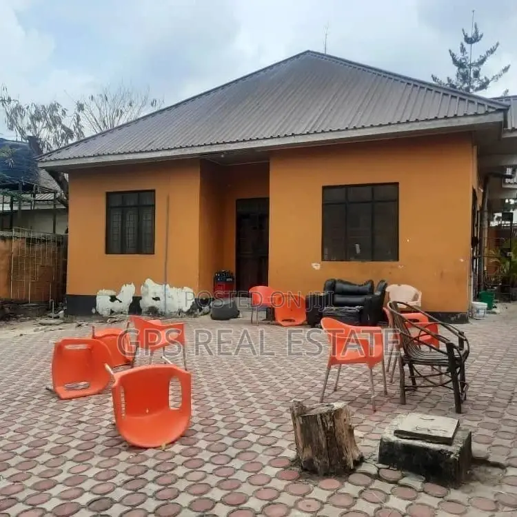 3bdrm House in Kimara Stop Over, Kinondoni for sale