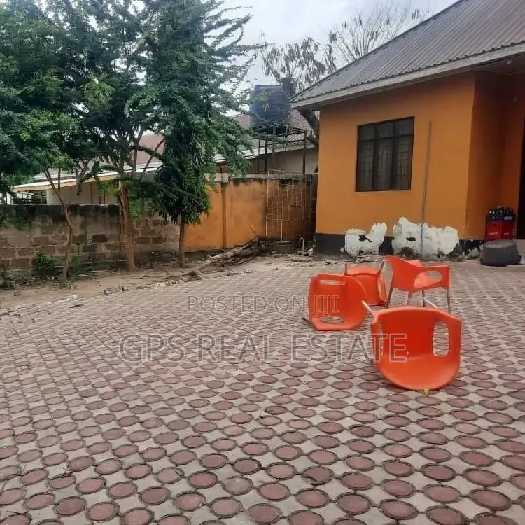 3bdrm House in Kimara Stop Over, Kinondoni for sale