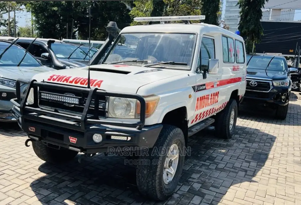 Toyota Land Cruiser 4.5 V8 TD 2019 White