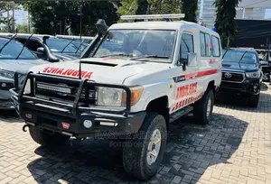 Toyota Land Cruiser 4.5 V8 TD 2019 White