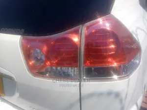 Toyota Harrier 2.4 2006 White