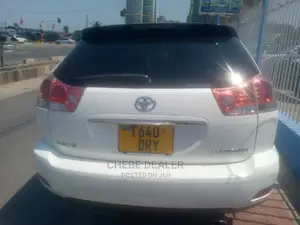 Toyota Harrier 2.4 2006 White