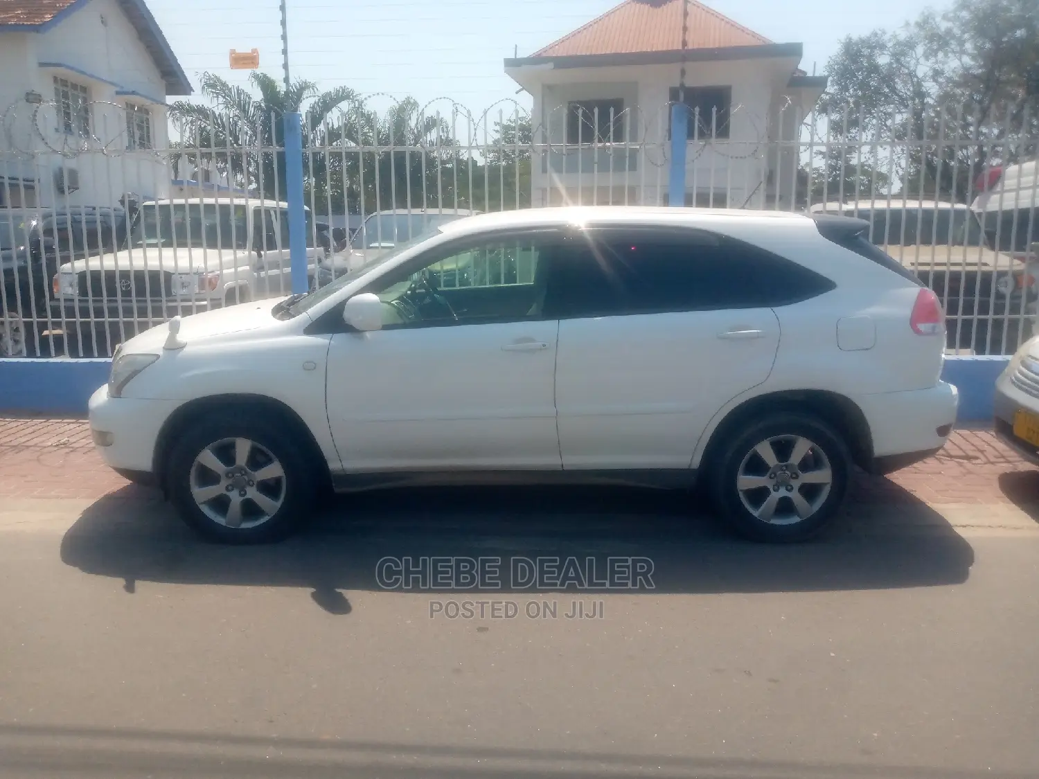 Toyota Harrier 2.4 2006 White