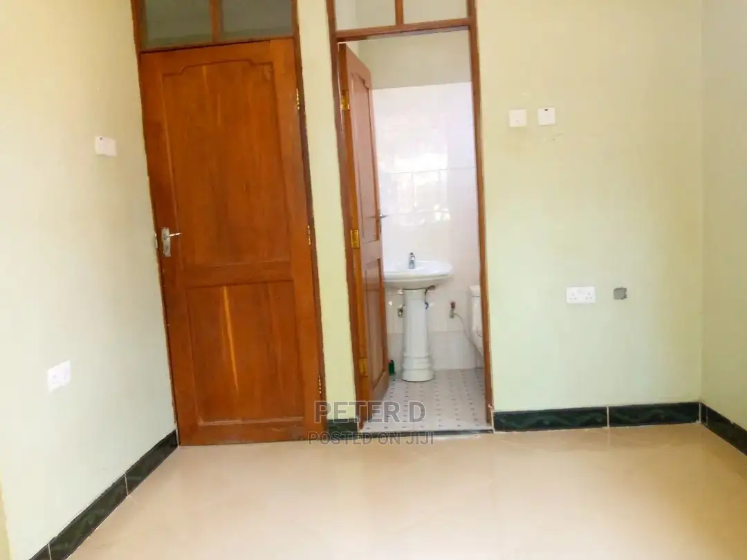 3bdrm Apartment in Kimara for rent