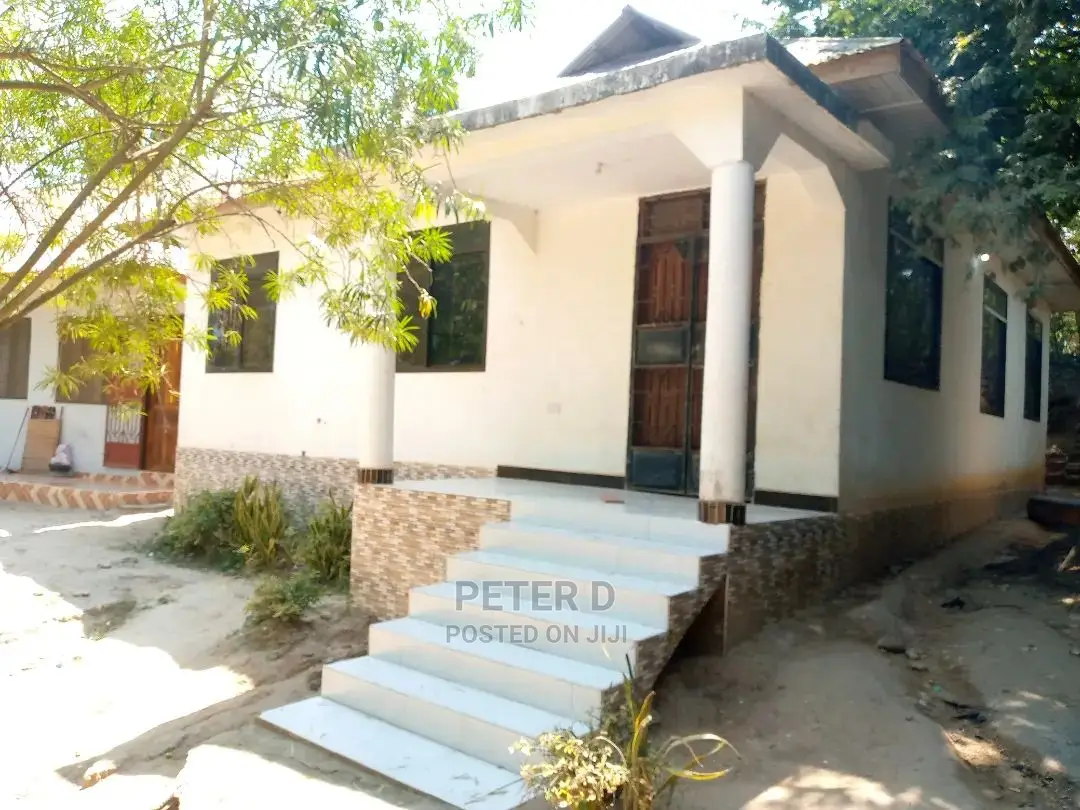 3bdrm Apartment in Kimara for rent