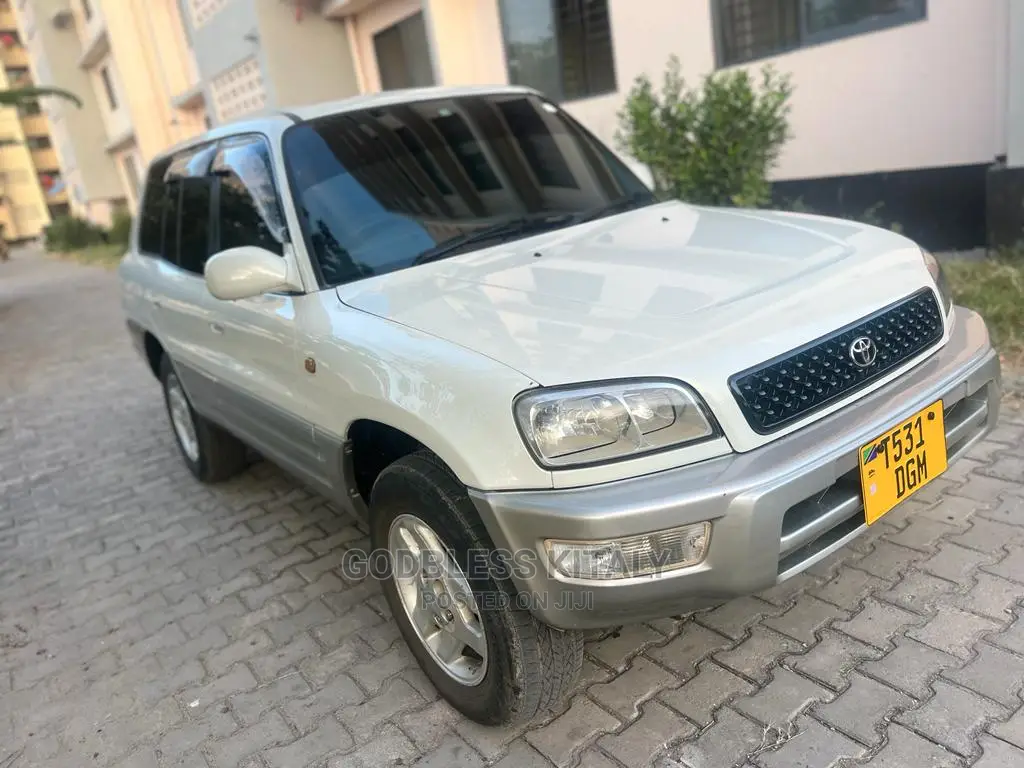 Toyota RAV4 Automatic 2000 Pearl