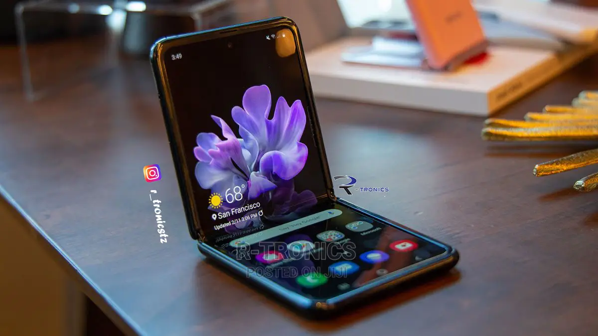 New Samsung Galaxy Z Flip 5 256 GB Black