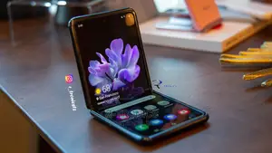 New Samsung Galaxy Z Flip 5 256 GB Black