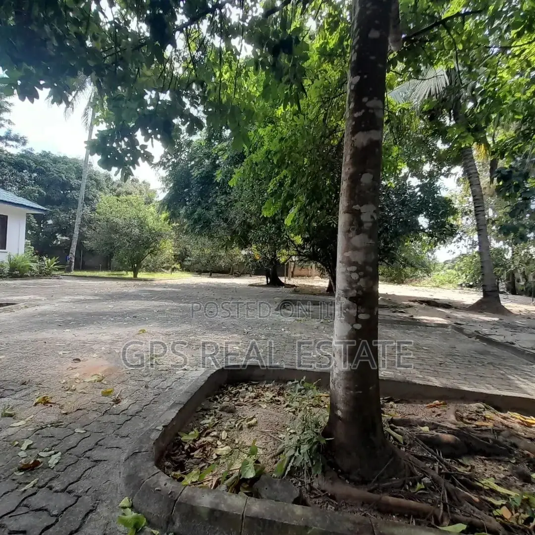 4bdrm House in Mji Mwema, Kinondoni for sale