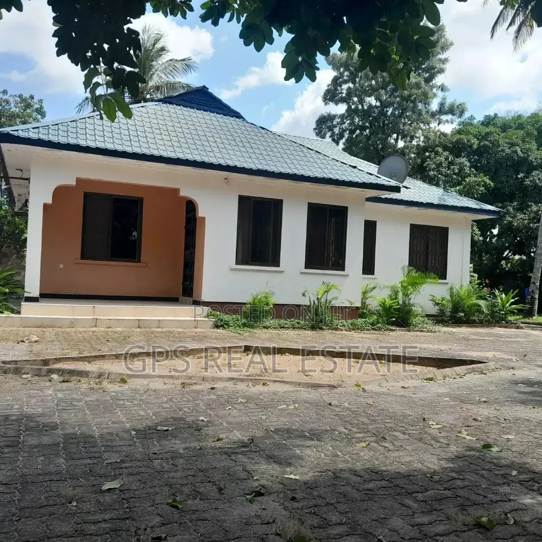 4bdrm House in Mji Mwema, Kinondoni for sale