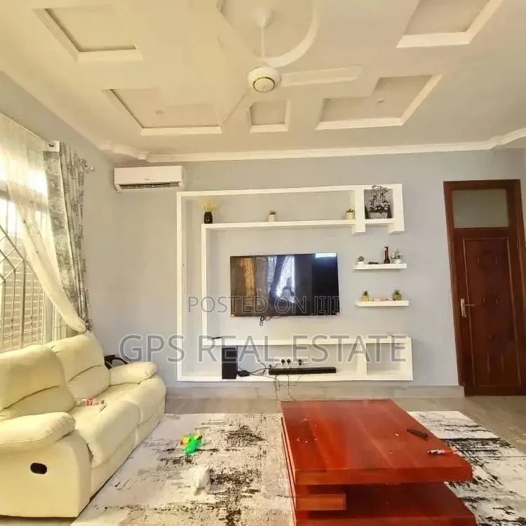 3bdrm House in Kulangwa, Kinondoni for sale