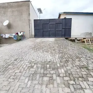 2bdrm Apartment in Kimara for rent