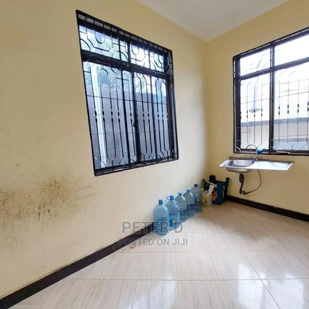 2bdrm Apartment in Kimara for rent