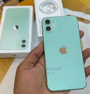 New Apple iPhone 11 128 GB Green