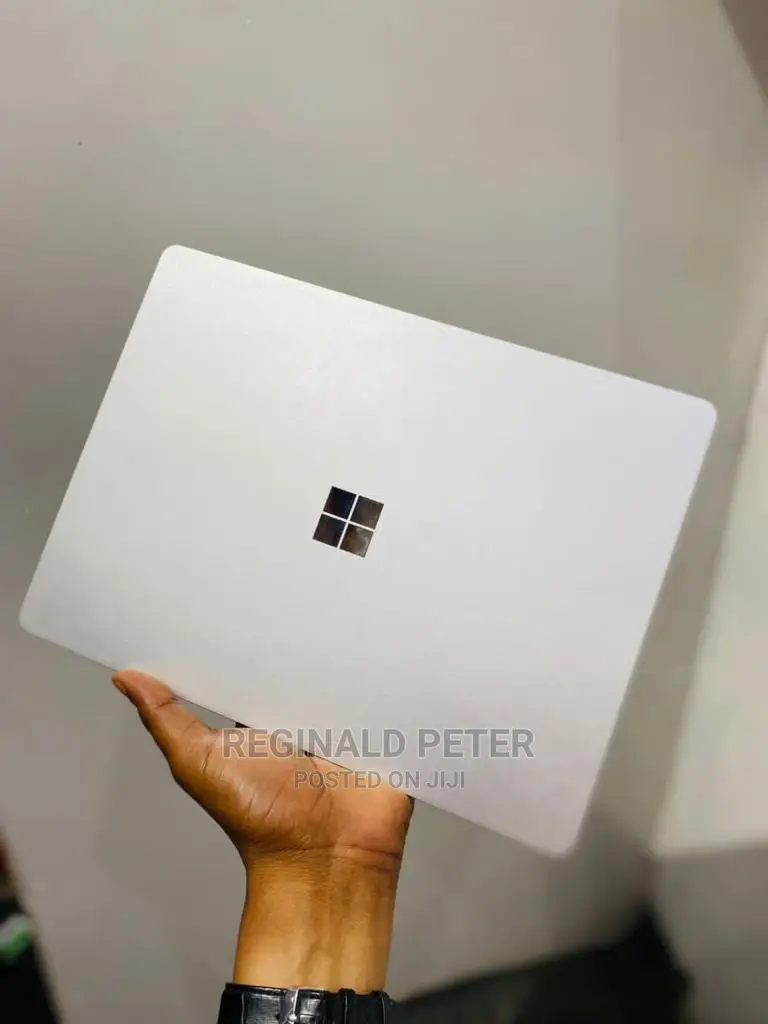 Laptop Microsoft Surface Go 8GB Intel Core I5 SSD 640GB