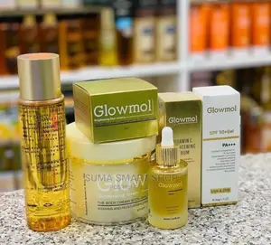 GLOWMOL Set . (Tunza Ngozi Na Muonekano Mpya) .