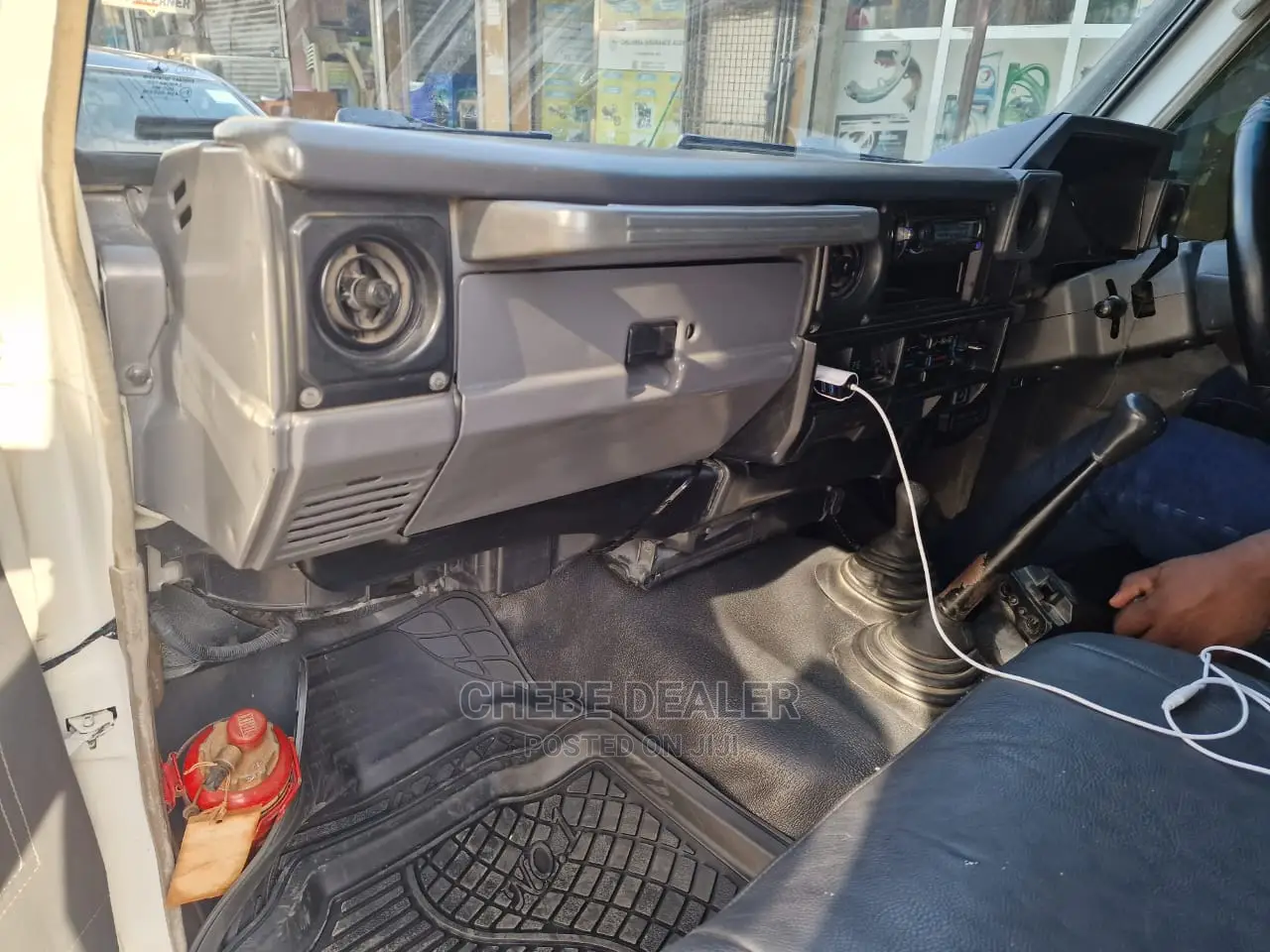 Toyota Land Cruiser 100 4.2 2008 White