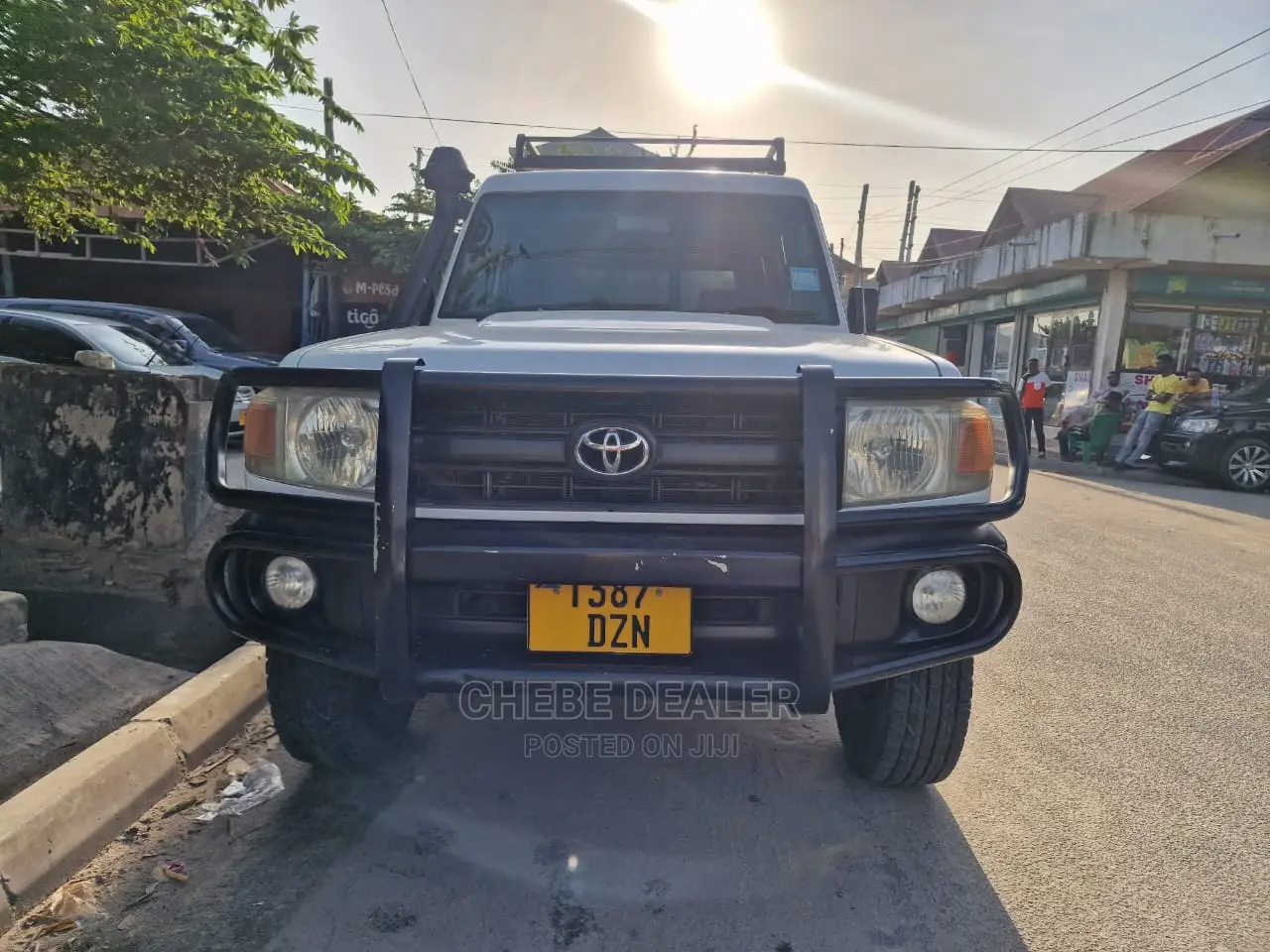 Toyota Land Cruiser 100 4.2 2008 White
